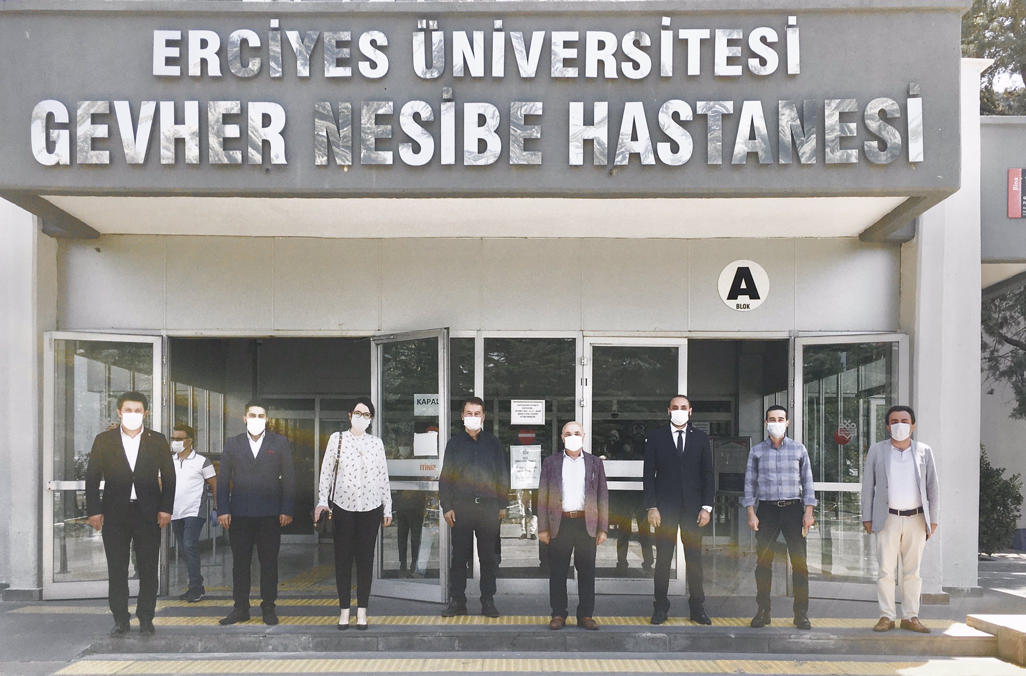 ak parti melikgazi en twitter milletvekilimiz sn mvitamer ilce baskanimiz sn avgokhanulke ve teskilat mensuplarimiz erciyes universitesi hastaneleri bashekimi prof dr haluk kutay tasdemir ve bashekim yardimcisi cemal alper kemaloglu na hayirli