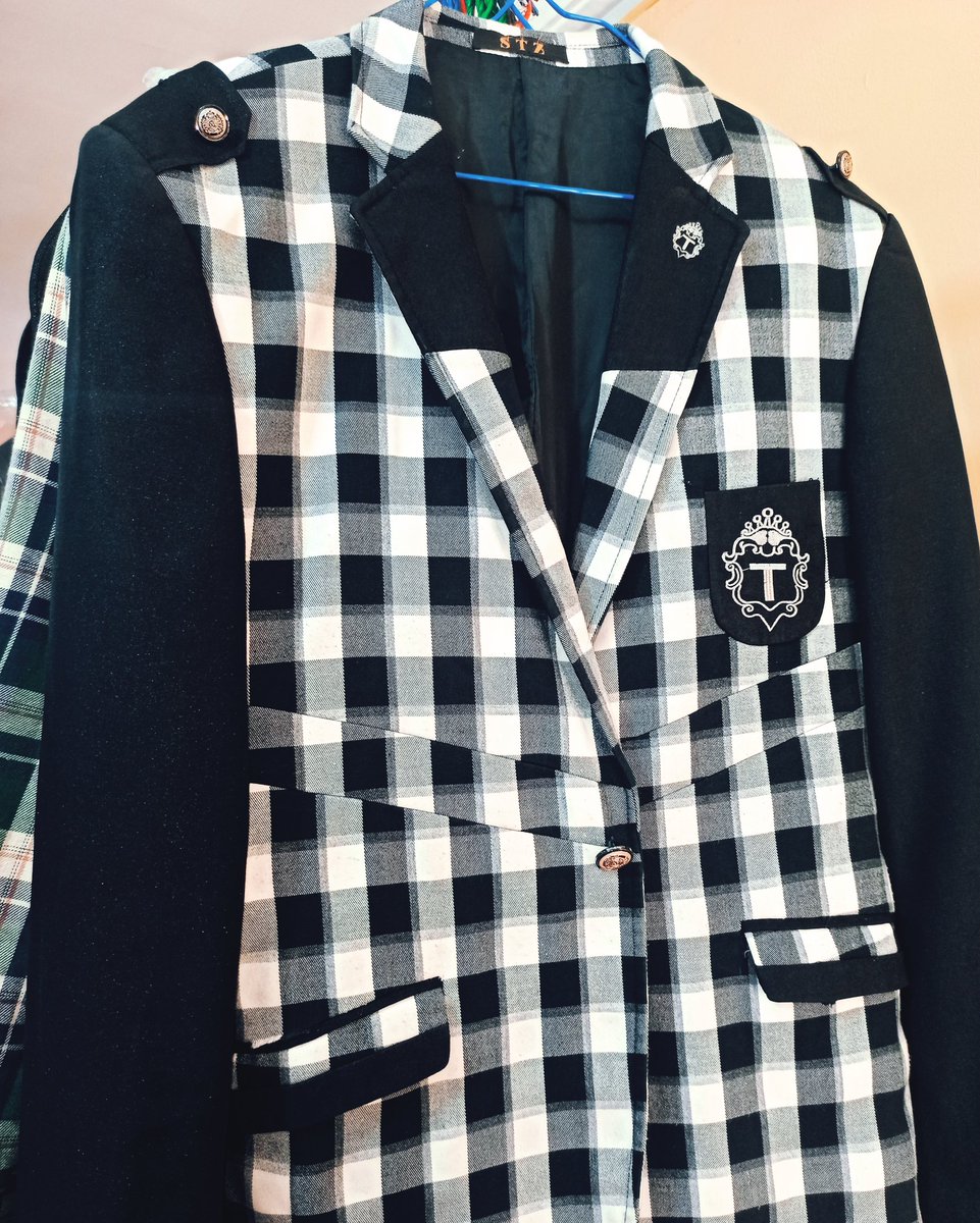 perceelacs's tweet photo. When you say "clean and tidy", we know exactly what you mean! We treat your clothes like royalty so you can command the respect that you deserve.
Contact Percee Laundry and Cleaning Services today. Call: 08134333271 
FB/IG: @perceelacs Address: Ibusa Road, opposite Michelin,Asaba https://t.co/QdRFhrqsd3