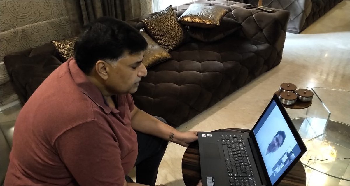 ajaykapoorsevak's tweet photo. बिहार कांग्रेस अल्पसंख्यक प्रकोष्ठ की वर्चुअल वीडियो कांफ्रेंसिंग बैठक में सहभागिता कर संगठनात्मक व आगामी विधानसभा चुनाव के संबंध मे��� चर्चा की...
@INCMinority 
@MinorityBpcc https://t.co/OCRSb35bhV