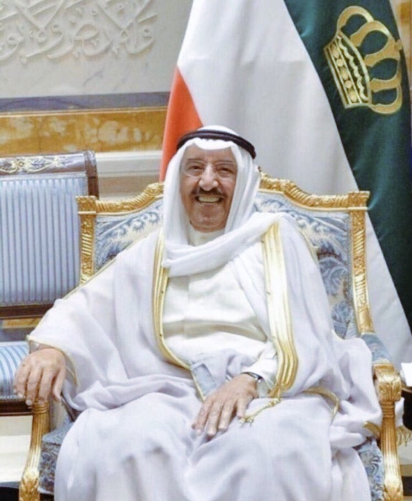 اللهــــــم رب الناس أذهب البأس أنت الشافي لا شفاء إلا شفاءك..اللهــــــم اشفه شفاء لا يغادر سقما واحفظه بحفظك واجعله في عنايتك ورعايتك يا رب العالمين