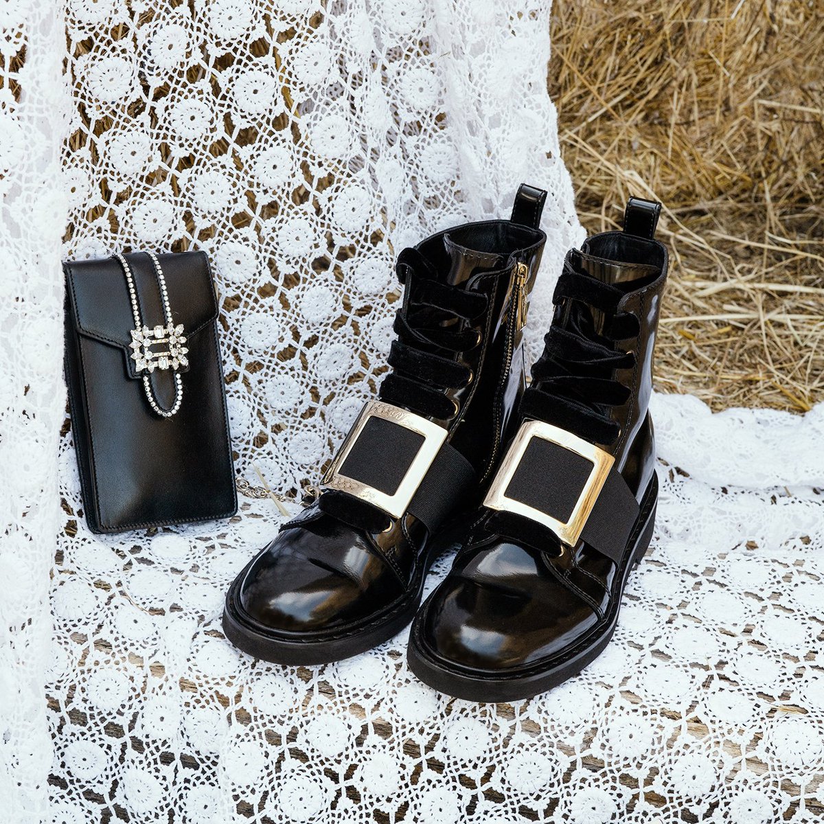 roger vivier combat boots