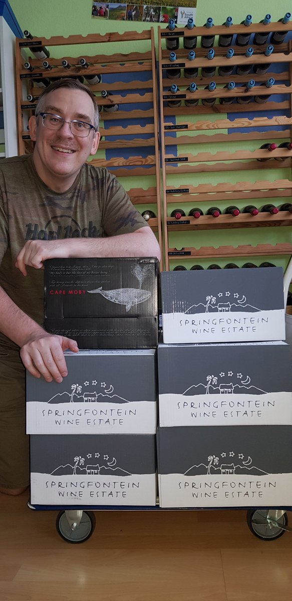 BehindTheGrapes's tweet photo. Wir packen gerade aus... Ab sofort sind die tollen Weine von Springfontein Wine Estate bei uns erhältlich. Probiert Euch durch. Geheimtipp: Der Blanc de Pinotage!!! #wein #saveasawine #sipportsawine #pinotage #springfontein #wine https://t.co/PlR6pGipDC
