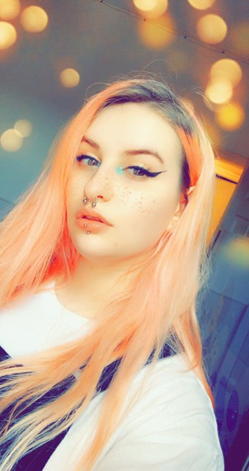 ♡𝐻𝒶𝓇𝓁𝑒𝓎 𝐻𝑒𝓍 ♡