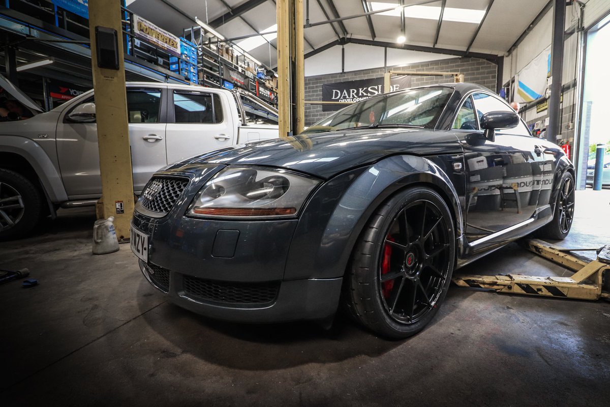 darksidetdi's tweet photo. We have just finished prepping this #MK1 #Audi #TT 1.8T for track! Fitted with #2Forge #Wheels #ZF6's, wrapped in @YokohamaTC Tire A052s.
The perfect track day combo! 👌
#DarksideDevelopments #AudiTT https://t.co/Vw61PeAH3c