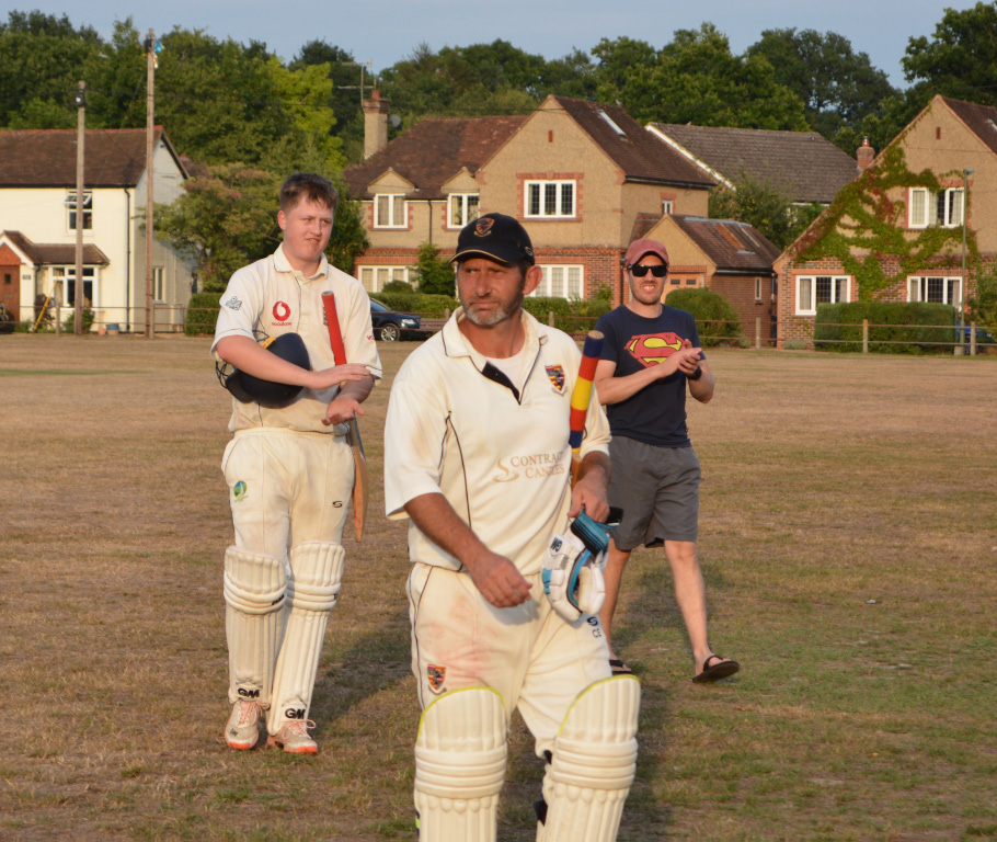I'Anson Cricket tweet media