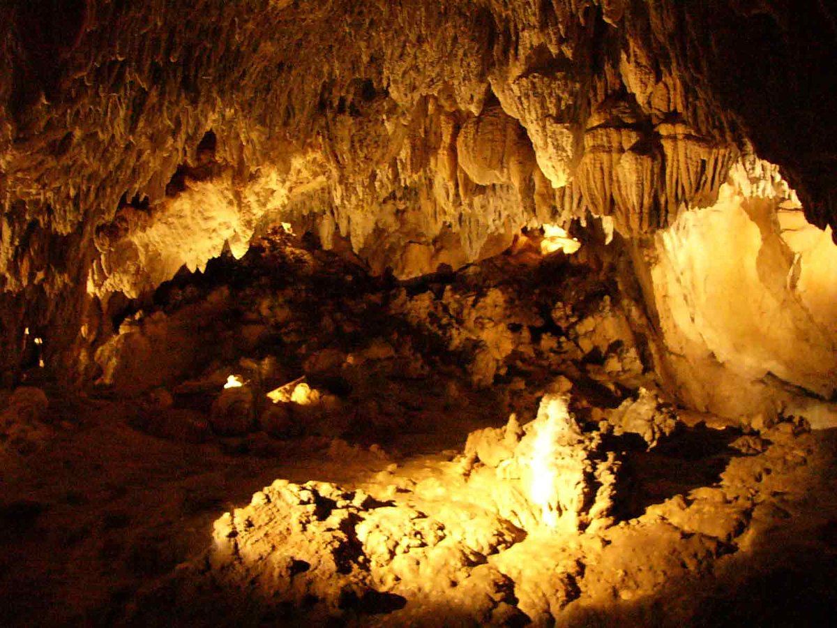 Baztan_Bidasoa's tweet photo. ¿Te vienes a visitar la #cueva de #Ikaburu? #Urdax #Navarra #visita guiada #reserva. Completa tu #plan con una visita al #Claustro #Monasterio y comida en #Koska #PlanCompleto
Gaur Urdazubin eginen dugu itzulia. Bazatoz?
https://t.co/6stMK4PaFf https://t.co/P6Z9QBI0gq
