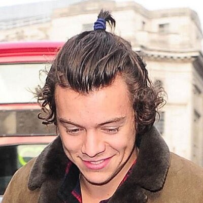 what kind of man bun are we talking about this is important