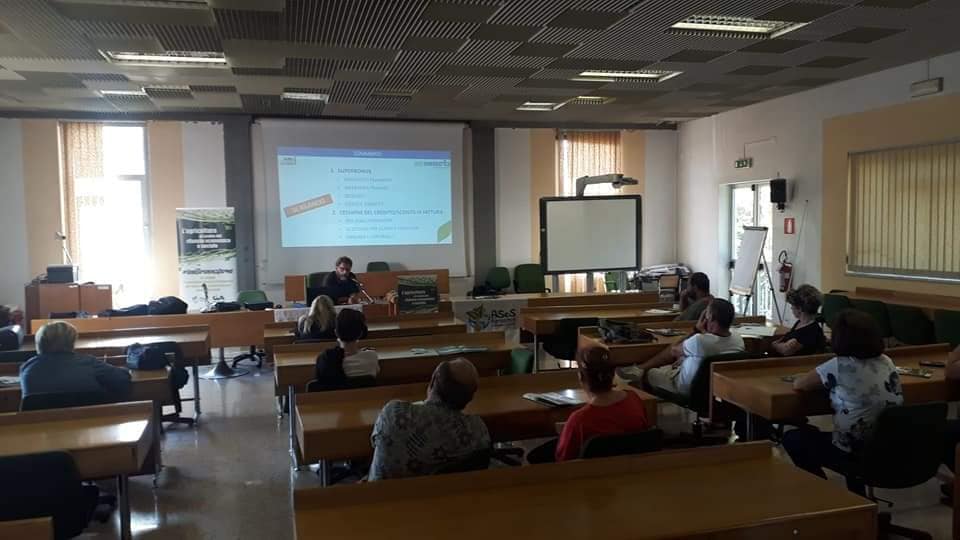 ASeS_Ong's tweet photo. #lanaturanonsiferma #6agosto: seconda giornata di incontri nel­la provincia di @Arezzo #Sansepolcro #Poppi  #Bibbiena. Tutti i presenti hanno apprezzato l'iniziativa che fatto chiarezza in merito al #DRilancio 
@ASeS_Ong @Cia_Agricoltura @ciatoscana #Ciaarezzo https://t.co/nwx6DPTbze