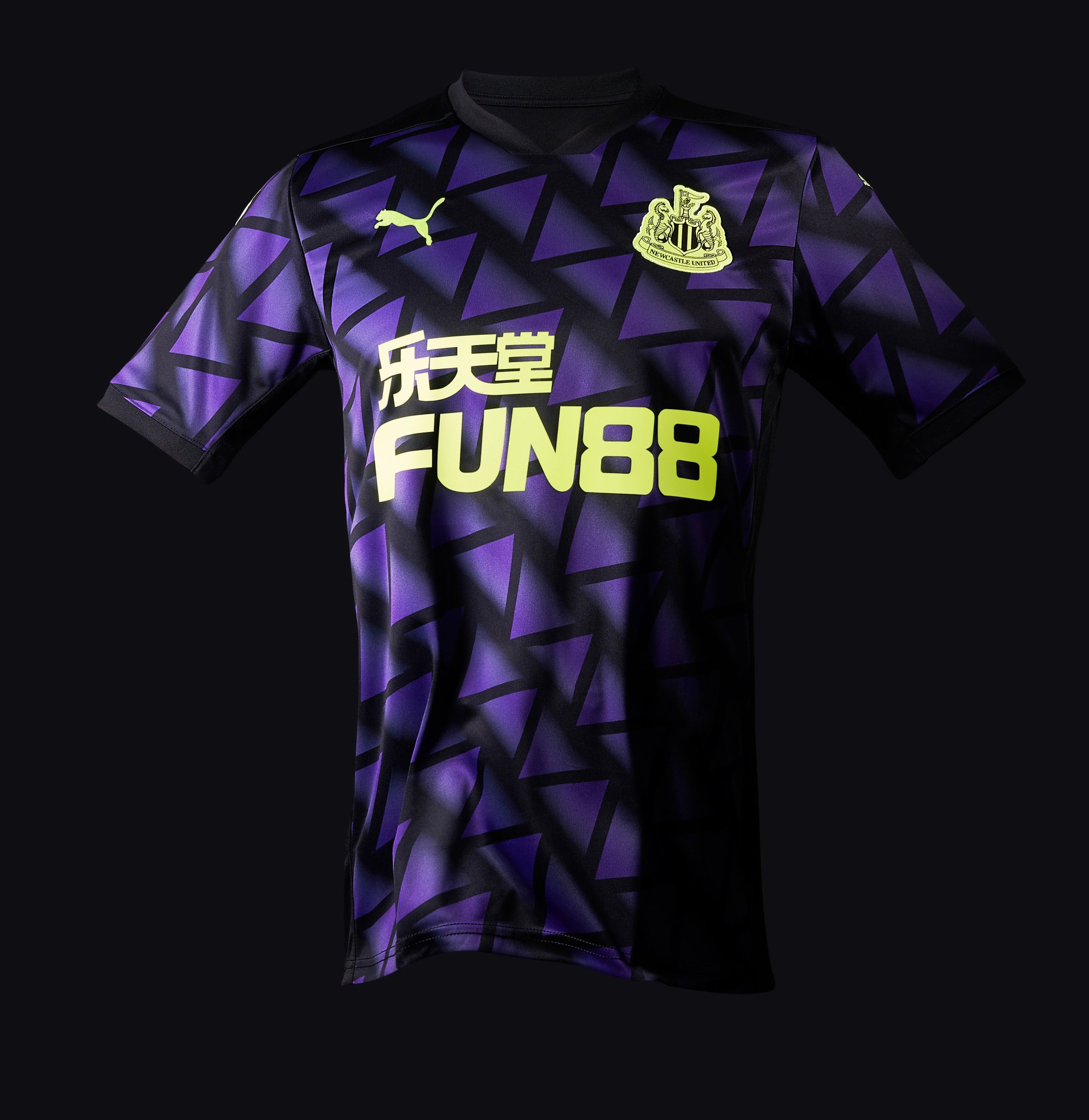 newcastle united 3rd kit