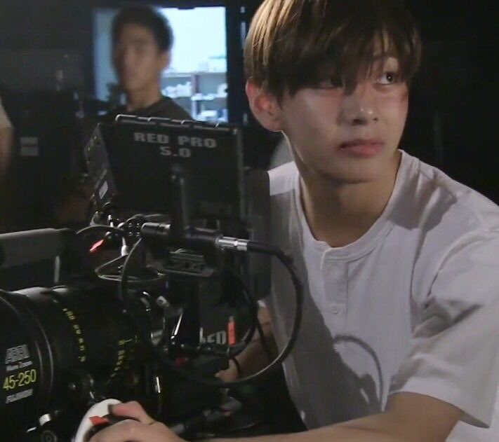 ⋆｡˚ ✩ ➳ day 210Cameraman Tae we love to see it