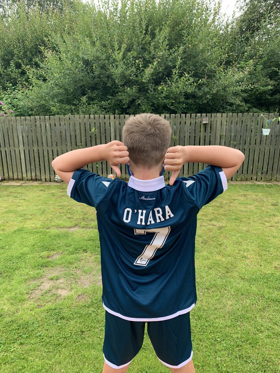 Carrie Nicol tweet media