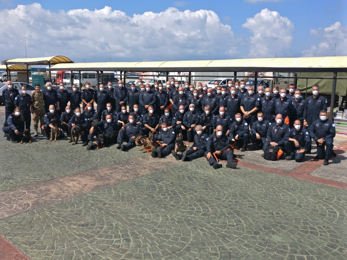 USARNL's tweet photo. Het team is vanmorgen vertrokken naar de luchthaven in Beiroet om terug te reizen naar Nederland. We kijken terug op een missie die anders verliep dan van tevoren verwacht, maar zijn blij dat we zo snel konden afreizen en de broodnodige hulp konden bieden! https://t.co/6RcoMKQDGd