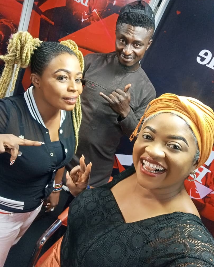 wap_tv's tweet photo. If you love a GOOD debate, tune in right now to wapTV!
Catch the repeat broadcast of #Lovebattle showing now on #waptv
@akunnanworgu
@pleasureball_chbb
@therealannabelldavid
#lovebattle #mamakwube #repeatbroadcast #relationship #marriage #familyentertainmentchannel
#waptv https://t.co/n71jXEHMFs