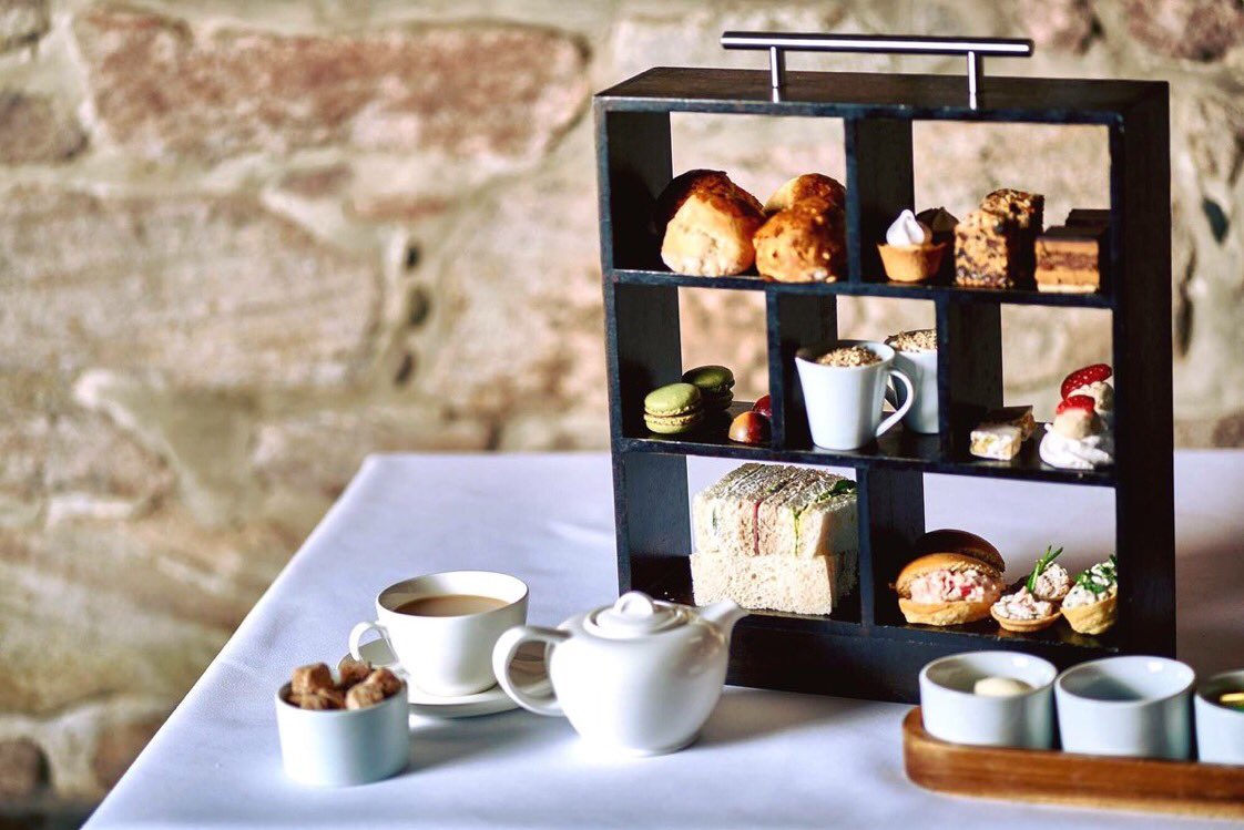 RP_Collection's tweet photo. π°πΎπ΄π₯πThere's no better week than, #AfternoonTeaWeek to enjoy a quintessentially English Afternoon Tea at one of our properties. @DoxfordHall @RPC_Wordsworth @EdnamHotel @eshotthall @CastleDalhousie #EatOutToHelpOut #Foodie #AfternoonTea #RPCollection https://t.co/JzBivgX3Us