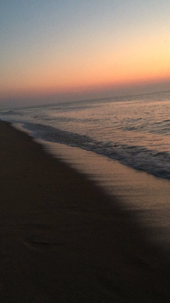 5am run on beach ☀️ ☀️ <a href="/Spiersybabe_5/">CoachTroy5</a> <a href="/FIDLER_22/">KRAKEN_ 🦑ice🧊</a>