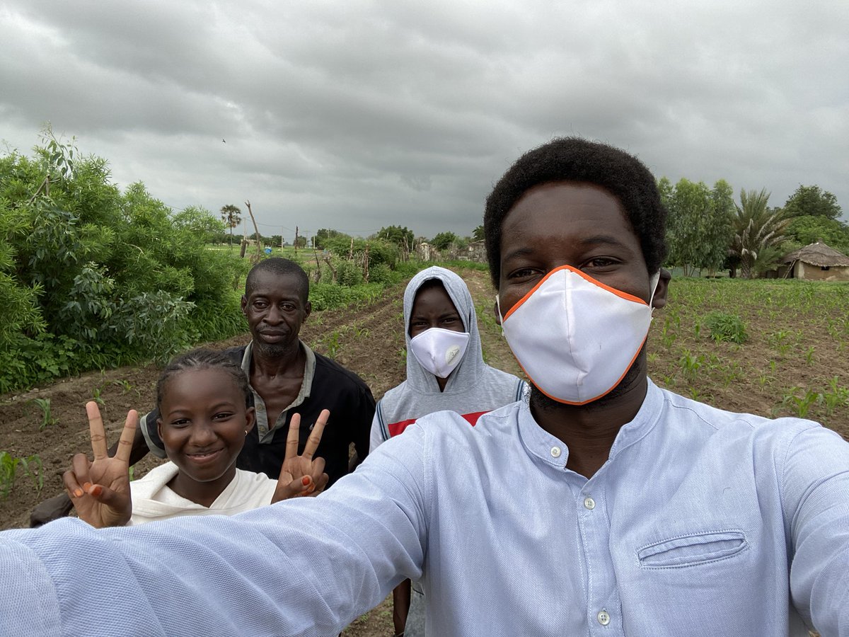 #RoadTrip2020🇸🇳 

Keur waly Ndiaye à 18km de #Kaolack 
Séduit par Pape Diop, il cultive ses 4ha tout seul avec peu de moyen, son épouse et 5 enfants sont à Kaolack.

Besoins : Âne à 50k, semoir à 110k
Tel OM 776416787.

Ravi de lui avoir donné un peu d’espoir #empathie #humanité