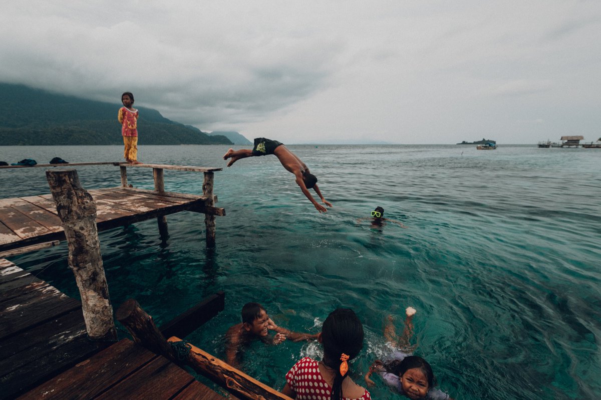 puaninDya's tweet photo. Labengki islands kids, Indonesia (2018) https://t.co/bzgYz9oOnT