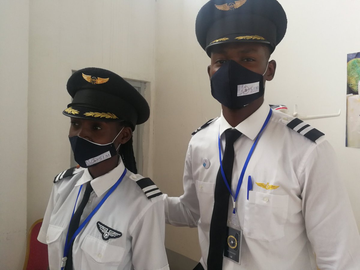 SimAerospace's tweet photo. Programme vacances pour vos enfants.
Aéroport Maya Maya Tél : +242 06 633 38 09 https://t.co/imZuQGz1sV