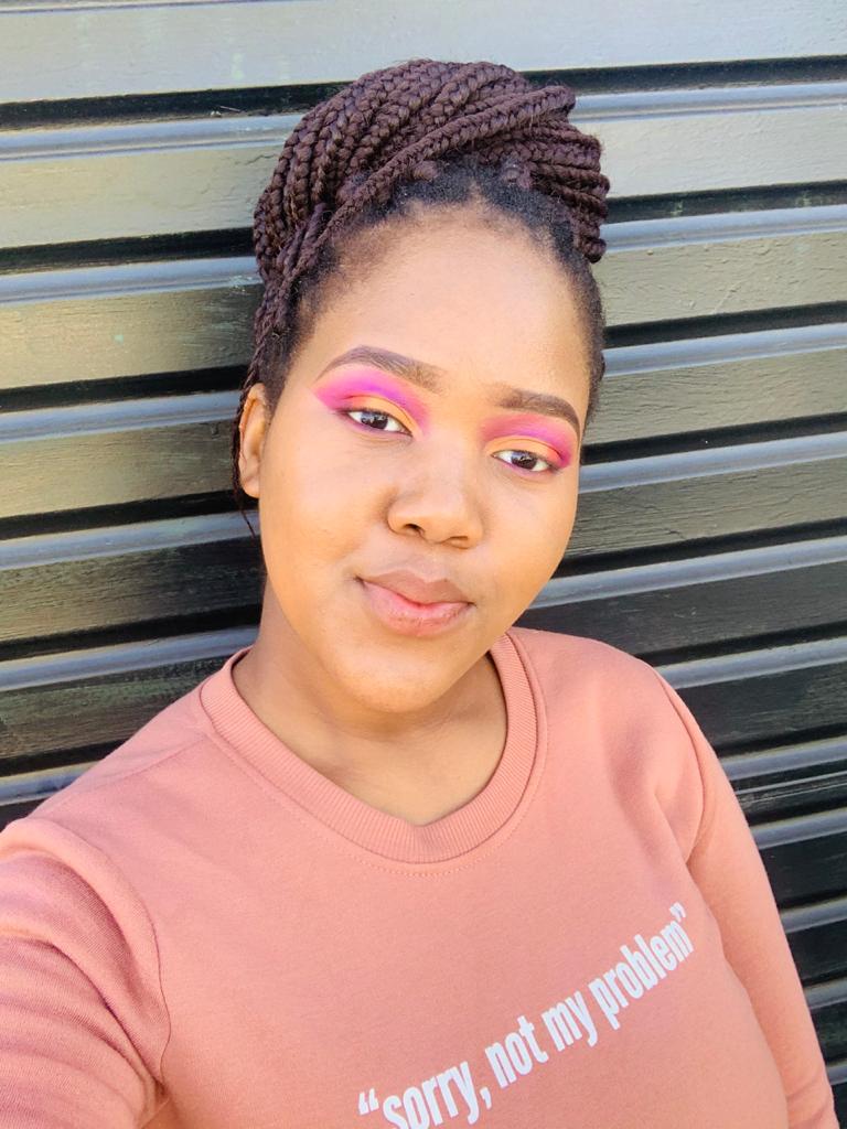 DludluZ's tweet photo. Say something nice 💐

#chubbybunny
#plussizemodel
#BeautifulWomen https://t.co/oTE1GGJAI5