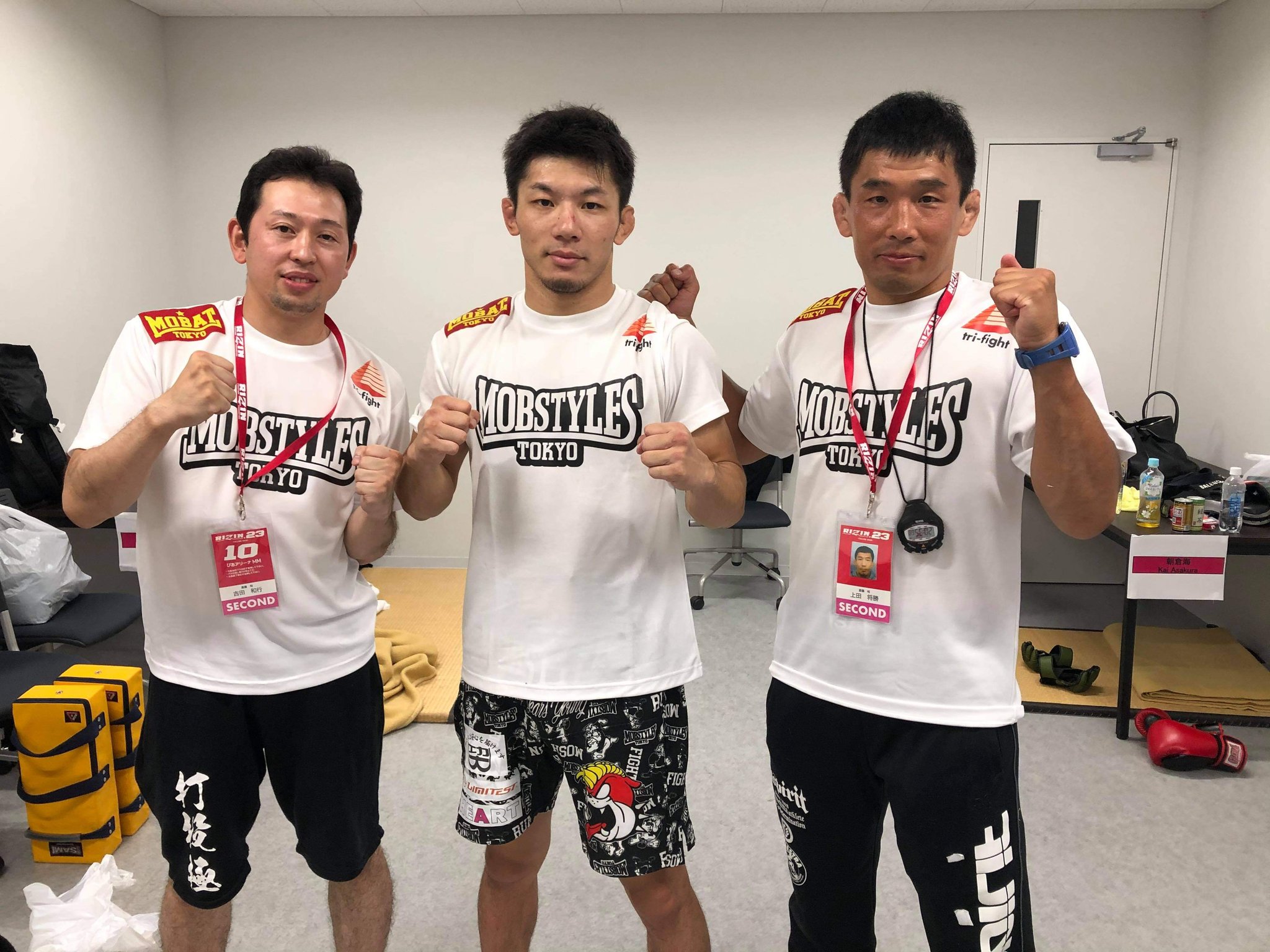 斎藤裕 Yutaka Saito 本日の試合を2rkoで勝つことが出来ました 自分に関わっていただいた全ての方々に感謝の気持ちでいっぱいです 苦しい中でも強く生きていく たくさんの応援本当にありがとうございました 斎藤裕 Yutaka Saito 本日の試合を2rkoで勝つことが出来ました 自分に関わっていただいた全ての方々に感謝の気持ちでいっぱいです 苦しい中でも強く生きていく たくさんの応援本当にありがとうございました