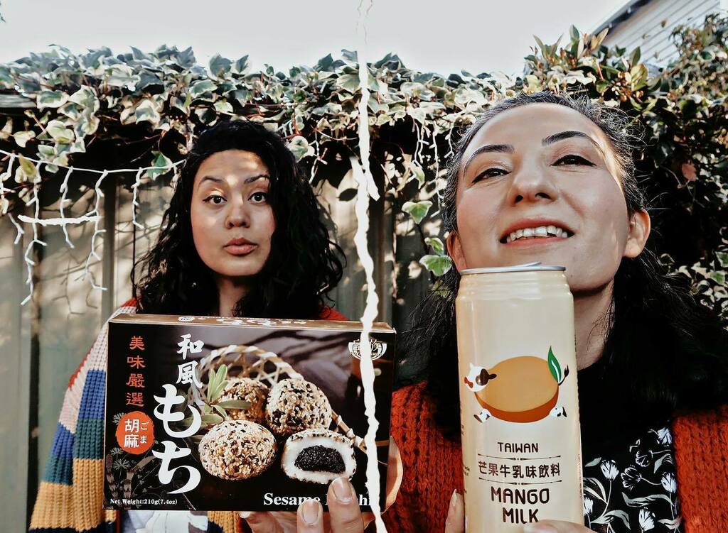 SenemsMelbourne's tweet photo. This snack is so popular in #australia. Discover yummy snacks with us 😀 If only I could finish the video editing.
.
.
.
.
.
.
.
.
#avustralyadayasam #melbourne #sydneyaustralia #senems #senemmelbournediary #senemdentavsiye #youtube #avustralyavatandaşlığı #gezginler #kadingez… https://t.co/249Cdhh0RX
