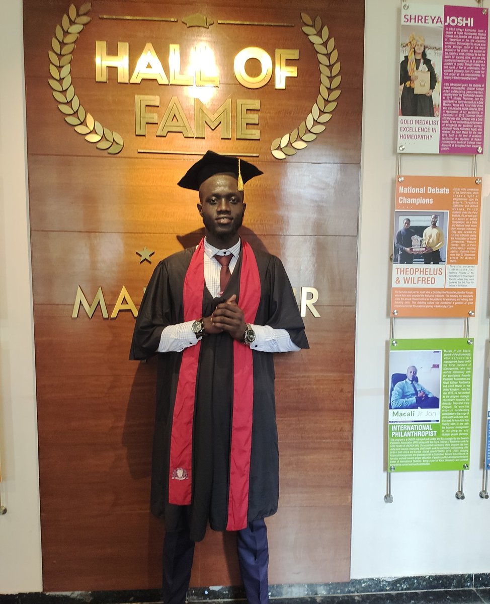 CSenghore's tweet photo. Alhamdoulilah 3× 🎓
I came a long way from scoring excellent grades in making Mum and Dad proud to now being a humble vibrant young man chasing his dreams💤 with utmost passion and determination.
Was it easy? No. Worth it? Absolutely!
.
.
. https://t.co/Zj3orgv6ec