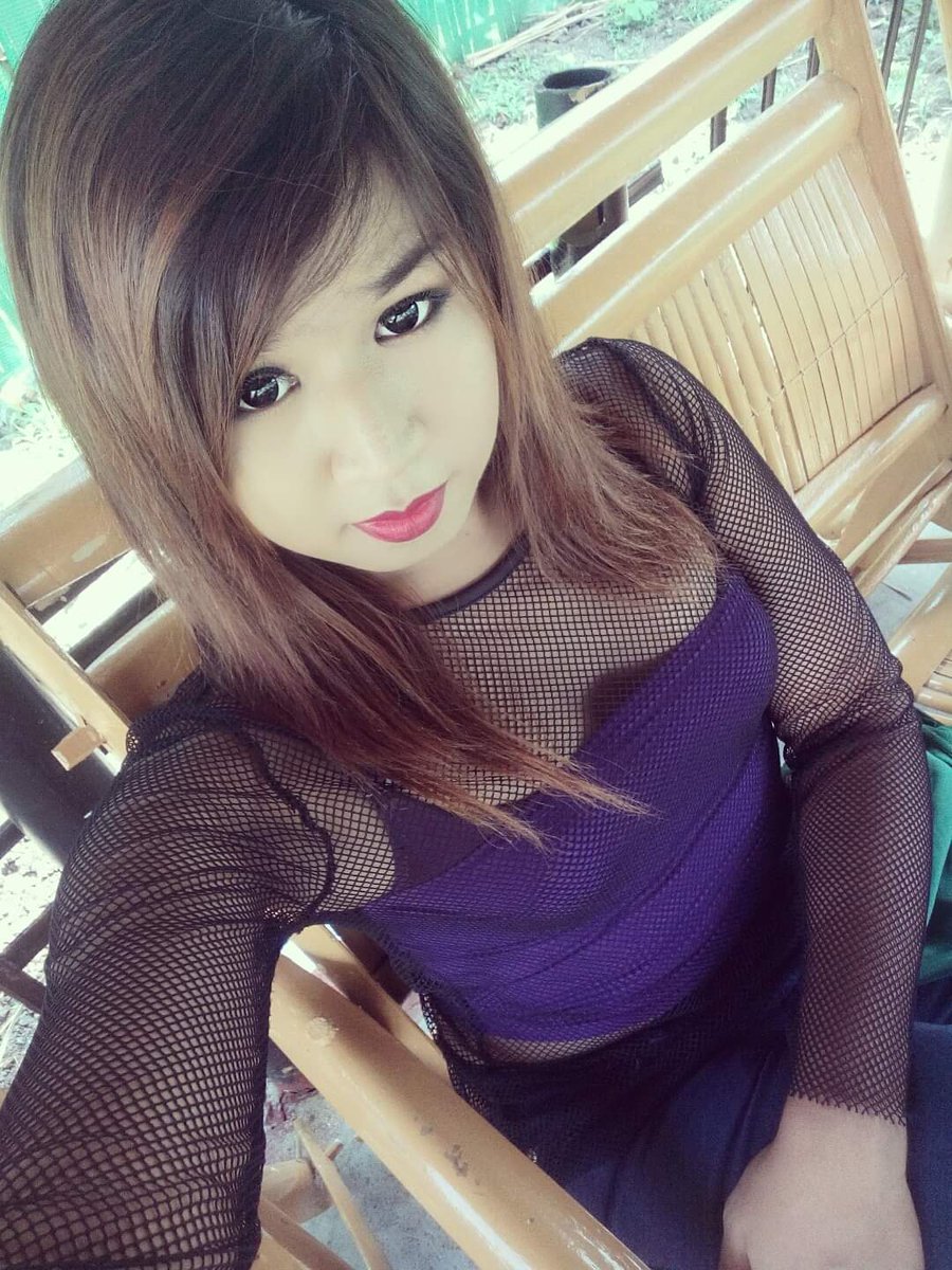 အအေးတူတူသောက်ချင်တာရင်ထဲပူနေလို့ 😛😛😛😛😛