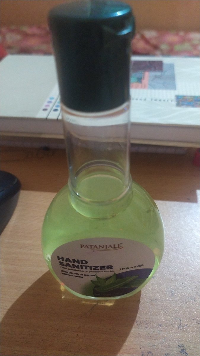 mr__binayak's tweet photo. #BottleTwitter my bottle is better than everyone's 🤣🤣🤣🤣 @ReganDas51 @Dev_Jeet_ @DDR_43 @Spdebendra @ImSubha19 @michhei_jhia https://t.co/Z21QNHo32y