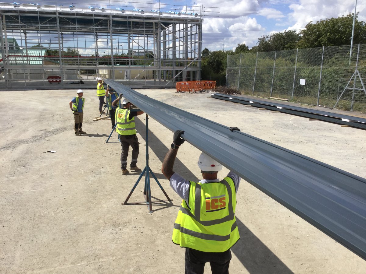 IndustrialCon12's tweet photo. A few photos of last week's @eurocladuk SF500 roof panel site rolling operation at @Collinsonplc, Durrington High School project. 

#ics #teamics #industrialconstructionsussex #icsdeliveringsolutions #icsprojects #icsupdates #roofingcompany #roofingcontractor #sussex #roofing https://t.co/5IkKes1Y8T