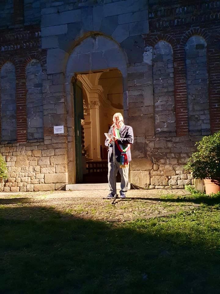 AnciLiguria's tweet photo. Sabato 8 agosto al @ComunBorzonasca inaugurazione dei lavori di #efficientamento luminoso e valorizzazione artistica del complesso abbaziale di #Borzone, finanziati attraverso il #Giubileo della #Luce, progetto di @minambienteIT e @comuni_anci 
▶️ https://t.co/3BJXRJFghz https://t.co/WRJp346AKm