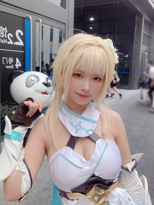 Twitterのコスプレ画像13