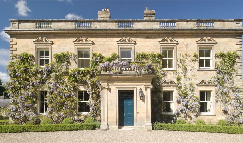 EdnamHotel's tweet photo. Discover our collection of historic hotels via @RP_Collection β¨
Each one different, each one unique https://t.co/CQn6Or1bWa #RPCollection #Grandlocations #MondayMotivaton #GrandBuildings https://t.co/23Gw6JvlPS