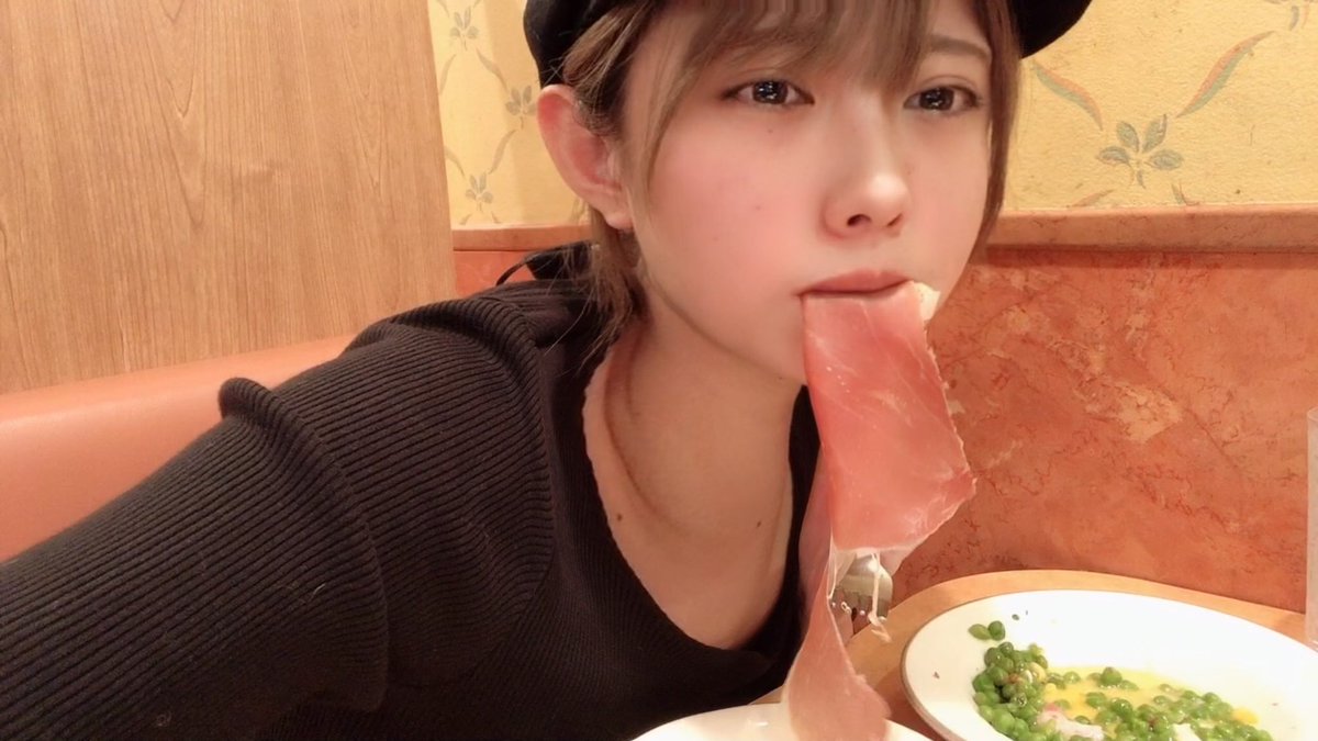 _hamutar_'s tweet photo. めっちゃ食べるやん…ってコメントありますが、通常です。すごい食べます。 https://t.co/2ZyqSp1vhg