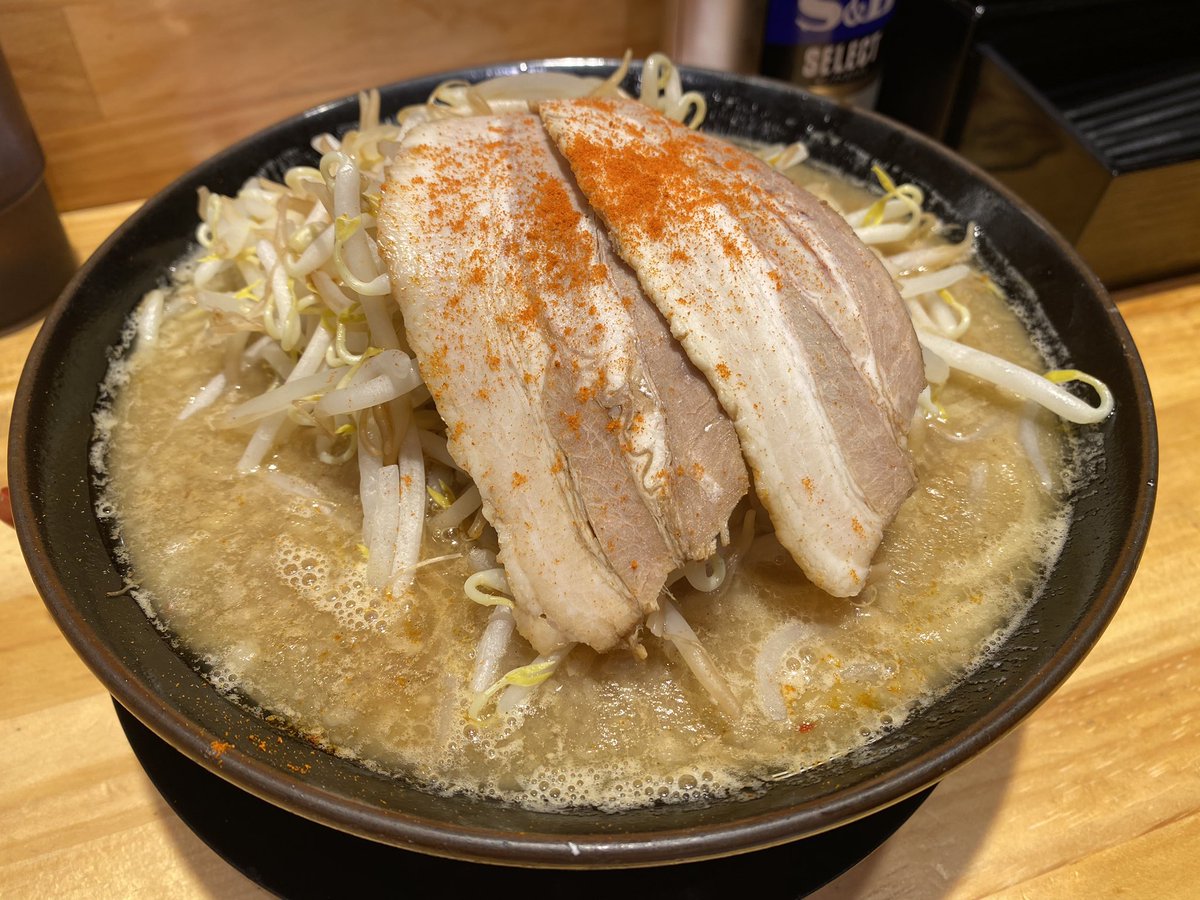 リサ フタエvo En Twitter ででん お洒落二郎は大野菜増しでも余裕 味が女性向けなんかな こないだ行った地球規模は並野菜増しでちょうどええ感じやったけど 二郎系ラーメンにハマる今日この頃