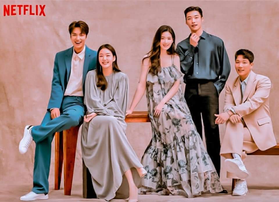 ggpocker's tweet photo. When i SAY BEST DRAMA AND SATISFYING ENDING 2020. This is what i mean 💯🥰

#ItaewonClass #CrashLandingonYou #TheKingEthernalMonarch #ItsOkayToNotBeOkay

I know y'all agree with me -ctto https://t.co/x50mU6exyX