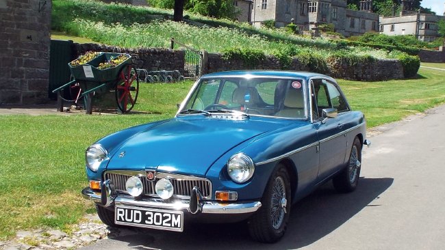 TheMGOwnersClub's tweet photo. August’s Enjoying MG is here! This month follow a step-by-step guide on an MGB GT wire wheel conversion & take a look at a rare & powerful production MG ZT-T 260 plus so much more! To become a member call 01954231125 or visit https://t.co/b70fDwAOlW #mgmagazine #classicmg #mgztt https://t.co/Lpdh3HenIe