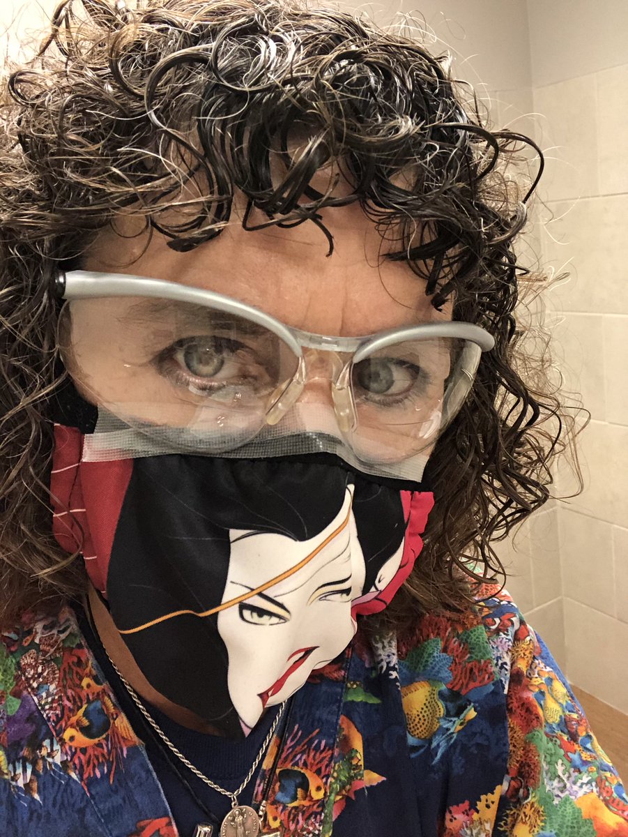 Shellshock83's tweet photo. @duranduran I am at work celebrating ! https://t.co/QZmTca2wwh