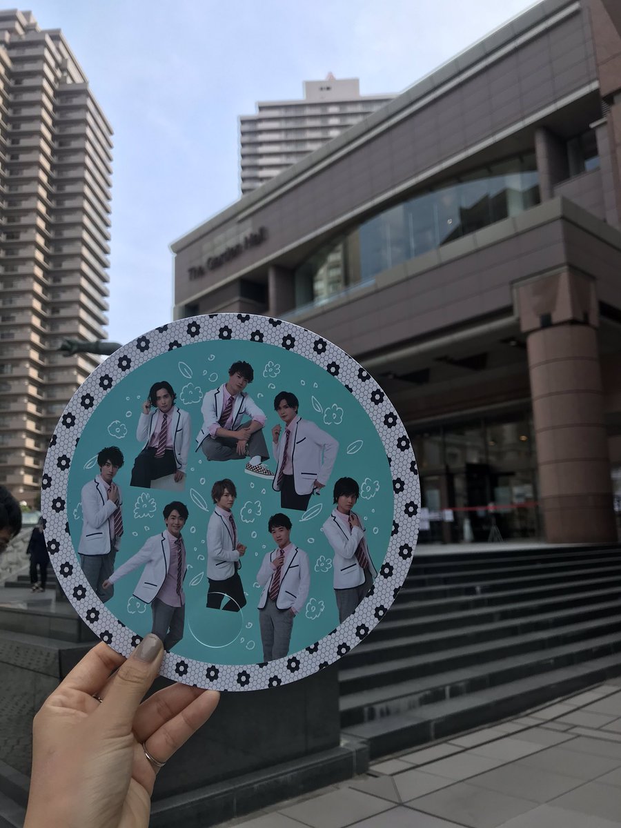 murhige's tweet photo. ノスタルジックワンダーランド全公演お疲れ様でした😭😭😭🌸後は感染者が出ないことを祈る🤞初めて宏規くんといくみんを見る舞台がノスワンで良かった。来年も行くから絶対やってほしい大好きだ😭😭😭😭😭😭😭！
#ノスワン https://t.co/7cn8ZqYvIL