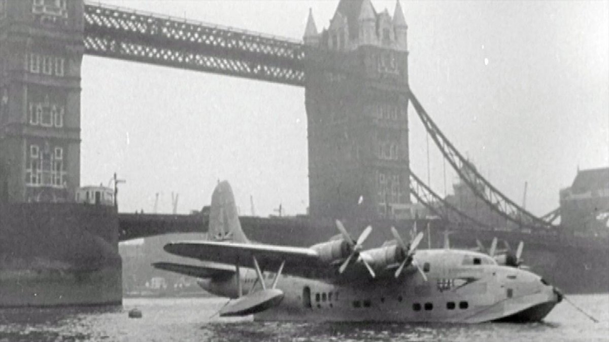 clicclic's tweet photo. @airport_girl OMG this is easy: Chalks and BOAC all day long... https://t.co/Gplhi3U62m