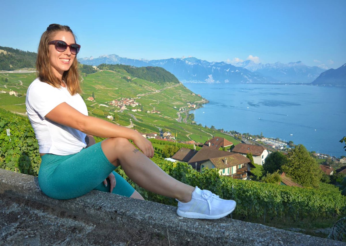 Los viñedos de Lavaux-Patrimonio de la Humanidad por la UNESCO.Aquí nacen los vinos Grands Crus🇨🇭.Con una superficie de cultivo de 800 hectáreas son la zona de viticultura coherente más grande de Suiza,que ofrece terraza por terraza unas vistas fantásticas. #lavaux #vineyard