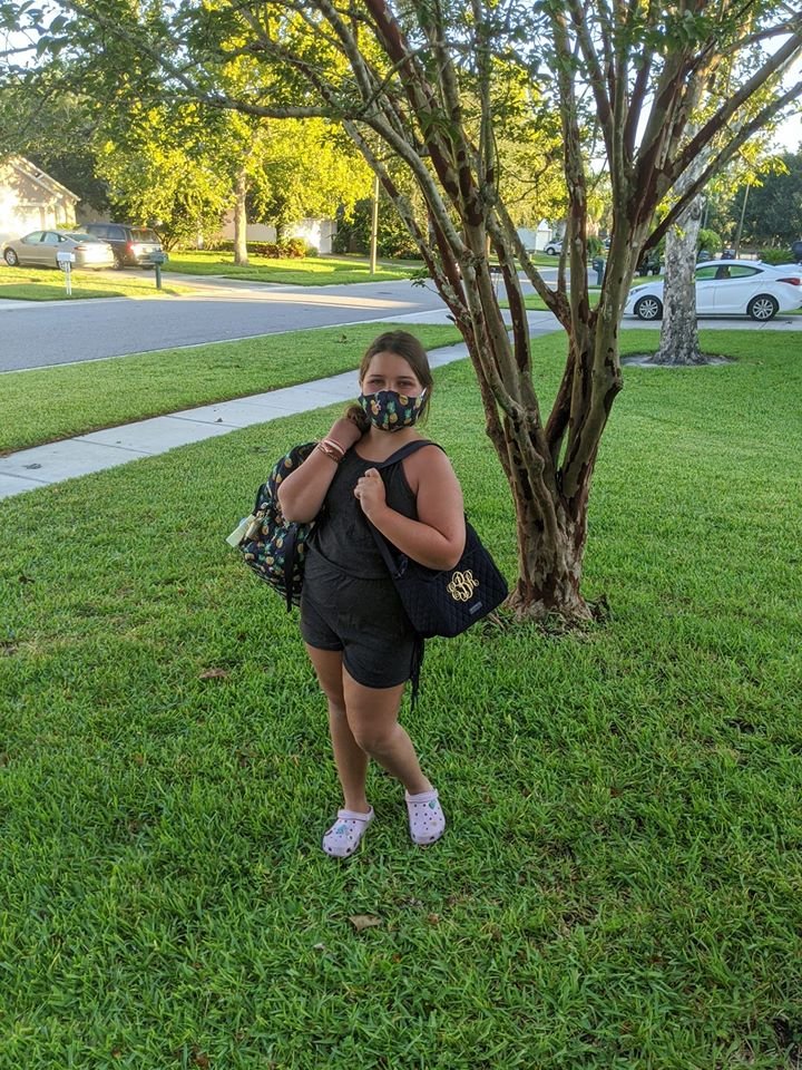 BalounKelly's tweet photo. All dressed up...and nowhere to go! #lastfirstdayofelementaryschool #wellsortof #fifthgrade #LaunchEd @DreamLakeApopka https://t.co/DE462Xwo4o