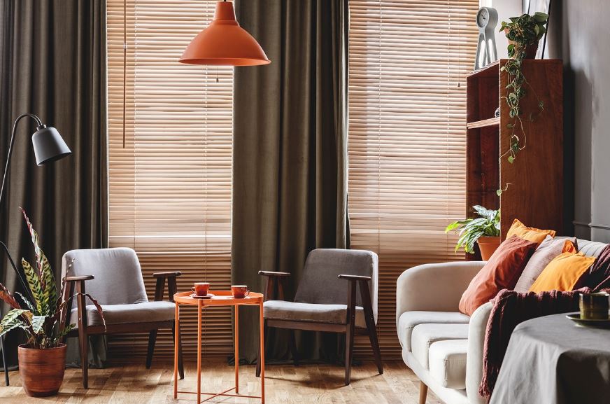 CarrierAtHome's tweet photo. Throw some shade at the heat. Keep your blinds closed to keep the summer sun outside where it belongs -- and help save money on your energy expenses. https://t.co/DQtBnINbAn