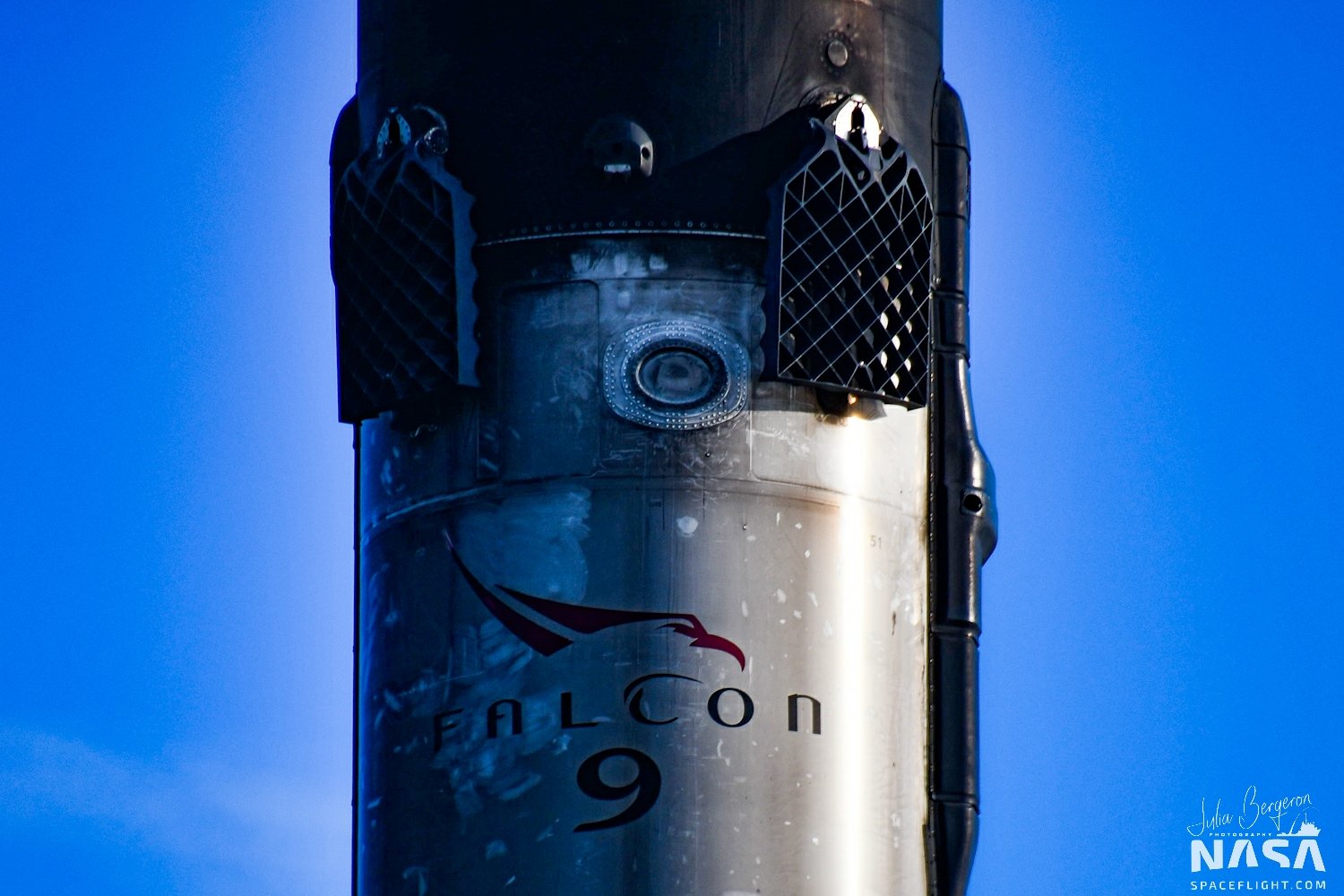 EfDwYzRX0AEkMOD?format=jpg&name=large