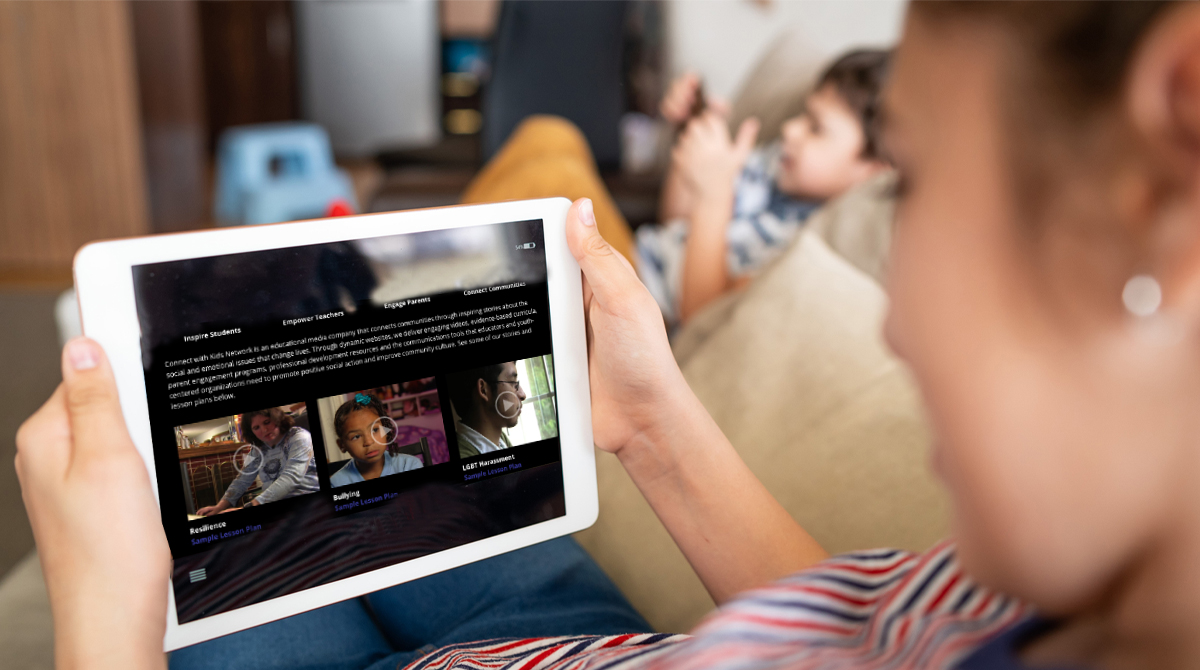cwk_network's tweet photo. Remote learning doesn’t have to put teaching important life skills on pause. Contact us today for access to over 6,000 hours of videos and lesson plans to build your students’ characters --both inside and outside the classroom. #CWKN
https://t.co/b7cpa8BIQi https://t.co/Nzcm9F0zO3