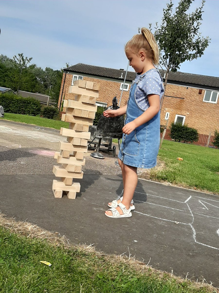 Another great day today 😃☀️

Well done Asia who won the hula hoop comp
Well done to Libby who won the skipping comp
Well done to Faith who won the jenga comp
Well done to everyone else who participated ☺ <a href="/MartinpThirteen/">@Thirteen_MartinP</a>
<a href="/Thirteen_AshD/">Ashley Dearlove</a> <a href="/Thirteen_SimonR/">Simon</a> <a href="/Thirteen_Group/">Thirteen Group</a>