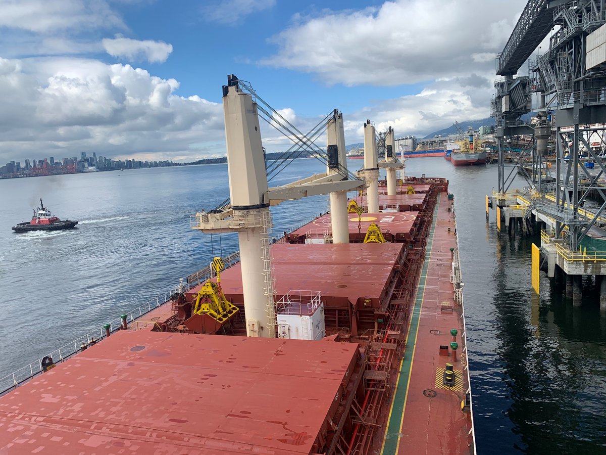 BCCoastPilots's tweet photo. Did you know #SRKW are endangered? Our Pilots continue to participate in the voluntary slowdown #ECHOProgram to help reduce underwater noise #MarinePilots. More information can be found @PortVancouver
https://t.co/wbRqMWrxht https://t.co/gNbjF0OdO3