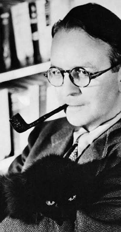 duffcorazon's tweet image. #raymondchandler