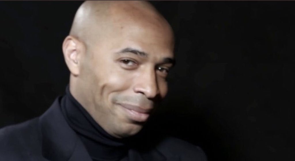 Arsenal fans on the streets playing guitar begging for donations to fund Willian, United fans tracking every flight leaving Germany for a player that’s not joining them & Spurs fans on their knees for Hojbjerg & Dier extension whilst Chelsea sign Werner, Ziyech & nearly Havertz. https://t.co/XadWZwT4ih