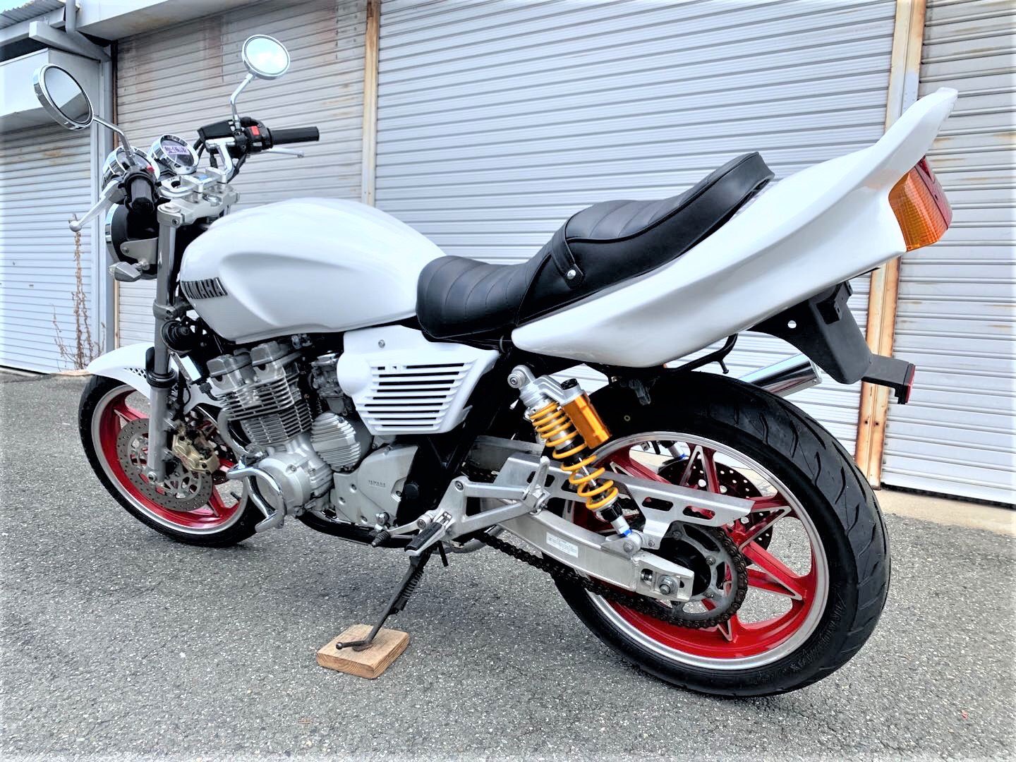 殿堂 楽天市場】XJR400 アルミ製 サイドカバー アルフィン 前期