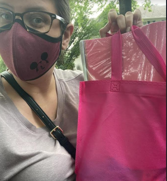 EWRSDK12's tweet photo. The district wrapped up the Extended School Year Program for our special education students by dropping over 160 activity bags off to students’ homes. The fun-filled bags were packed with hands-on materials to be used in the program’s final week of virtual learning. https://t.co/ytto57RgaA